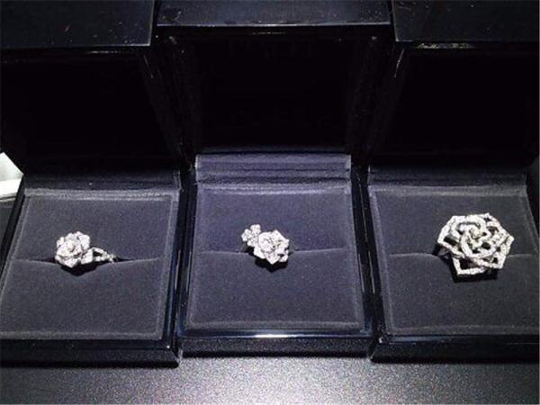 Piaget  full diamonds rose ring 18kt gold  with white gold or yellow gold