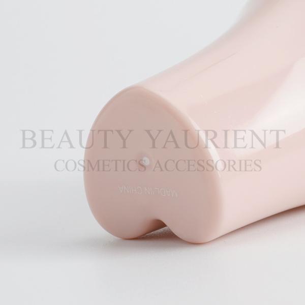 Love Heart Plastic Handle Small Kabuki Makeup Brush Without Ferrule 43g