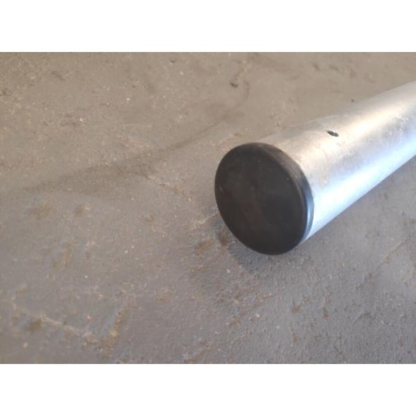 Iron Tube Hot Dipped Galvanized Post With 2400mm / 2900mm Height Silver Color