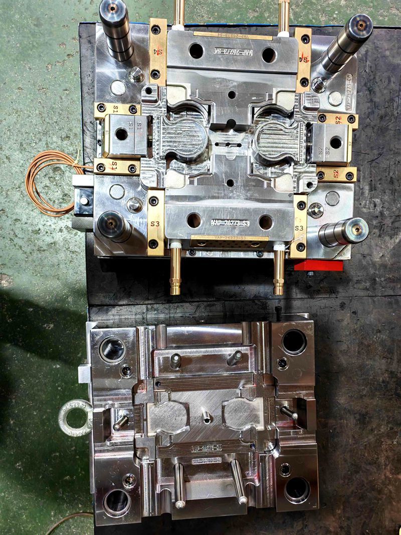 Customized Home Injection Mold Plastic Construction Clip Industrial For Pipe Fastening