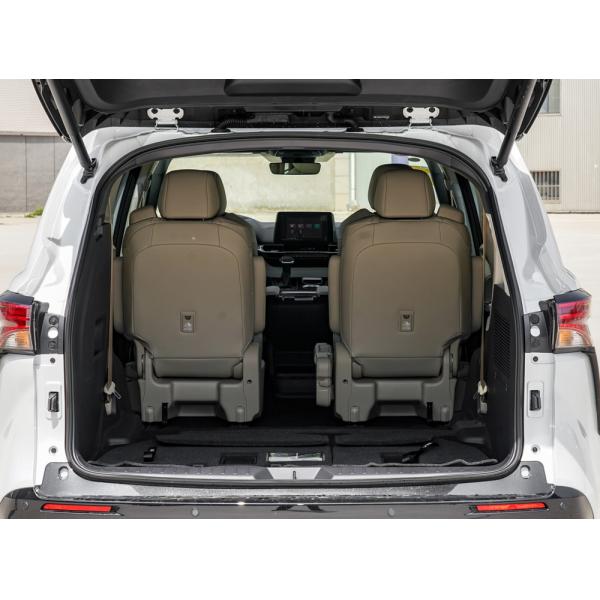 Seats Toyota SIENNA HEV Four-Wheel Hybrid Electric MPV with Copilot Seat Adjustment