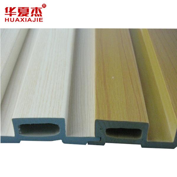 El plástico exterior laminó el revestimiento compuesto plástico de madera del panel de pared/WPC