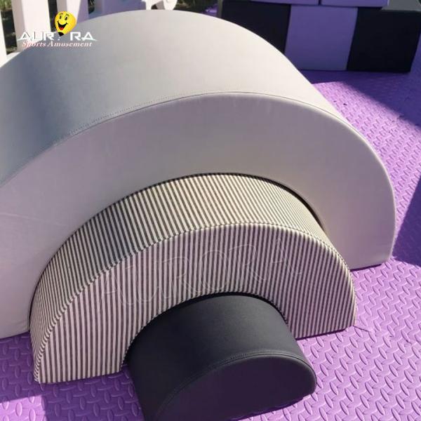 Equipamento de brinquedos para crianças Festa de aniversário Outdoor Eventos Aluguer Negócios Roxo