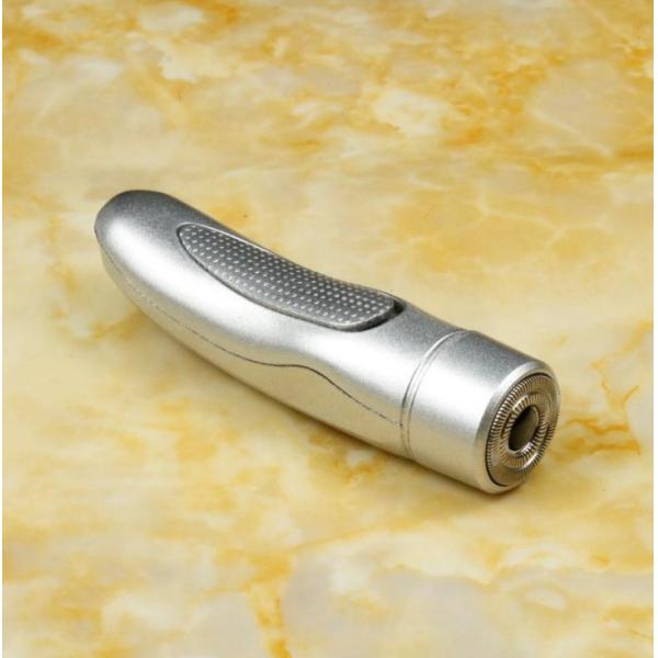 Men Portable Electric Shaver Razor 40 Minutes 1.5W USB Rechargeable 110mm*26mm*26mm