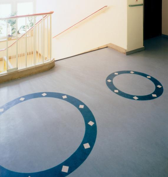 Planchers en vinyle de texture claire de 3 mm Carreaux homogènes en PVC pour installations médicales