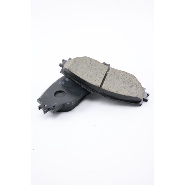 04465-42180 Akebono Front Brake Pads Standard For TOYOTA RAV4