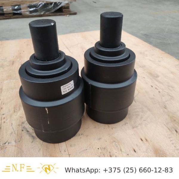 ZX850 Construction Machinery Excavator Top Roller Carrier Roller Dozer 4638433