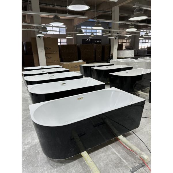 Poland White Black Colors PMMA Acrylic Freestanding Bathtub Left/Right Customization