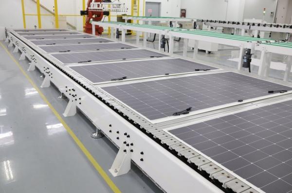 Waterproof Flexible Solar Panel 580W for RVs and Solar Power Systems Package Gross Weight 9.100kg