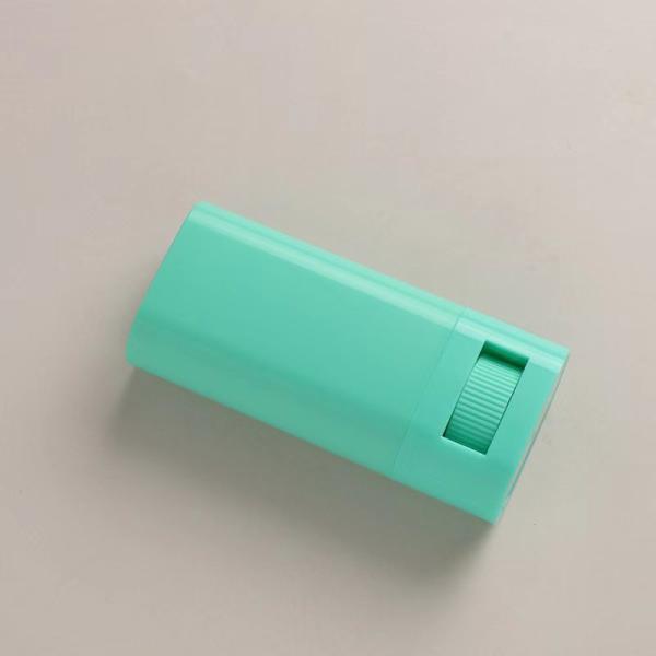 Industrial Cosmetic Oval Lotion Bar Stick Refillable Plastic Purple Lipbalm Tube Twist up Deodorant Container 5g 15g 20g