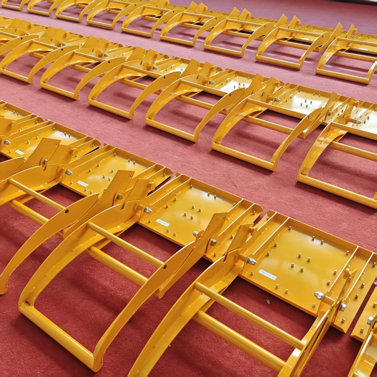 13.4kg Foldable Mobile Vehicle Barrier with Electrostatic Spray Coating for Urban Road Safety
