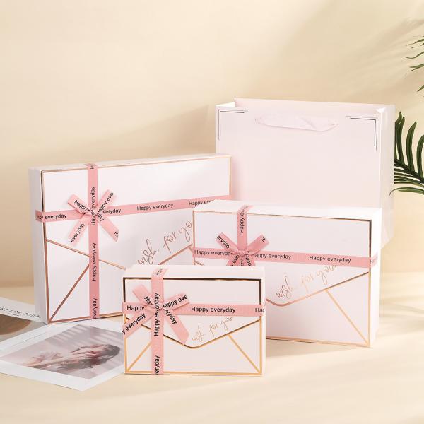 New Exquisite Gift Box With Bow Creative Design For Holiday Clothing And Cosmetics Gift Packaging