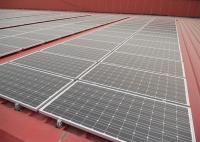 Os painéis solares bifaciais mergulhados quentes galvanizaram o telhado de telha de aço da cor de aço do painel solar do GV