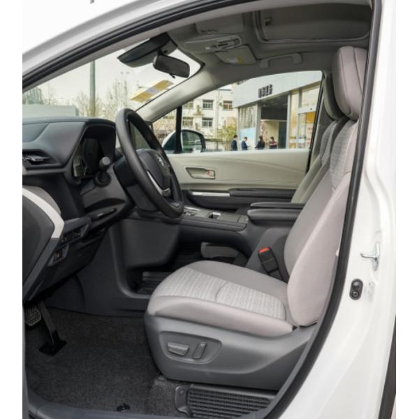 TOYOTA Sienna 2023 2.5L Hybrid Shushi version 5 Door