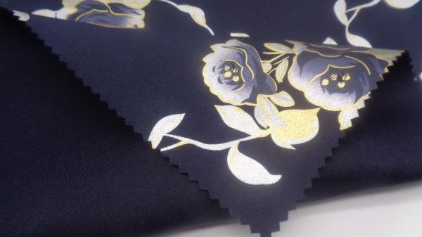Sportswear Foiled Rose Print Fabric 92% Polyester 8% Spandex 150CM