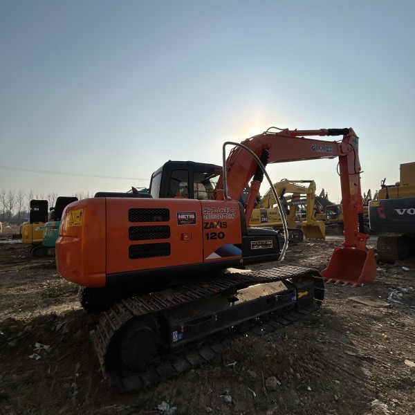ZX120 Hydraulic Old Hitachi Mini Excavator 12Ton Crawler Heavy Machinery