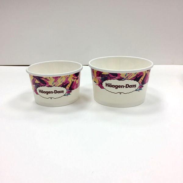 A sundae descartável descartável do gelado coloca as bacias 16oz de papel impressas logotipo com colheres