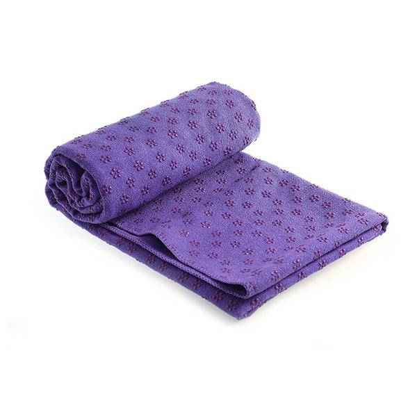 Vente en gros de séchage rapide Broderie Gym Exercice Microfibre serviettes de sport en plein air Running Sweat Towels Logo personnalisé Yoga Gym Towel