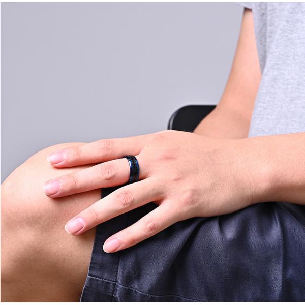 Anillos de moda de acero inoxidable para hombres de alto pulido Joyería epoxi Anillos de incrustación de fibra de carbono