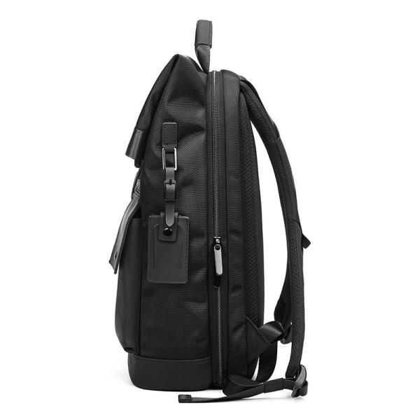 Male Daily Used Waterproof Smart Backpack 20-39 Litre Wear Resistance