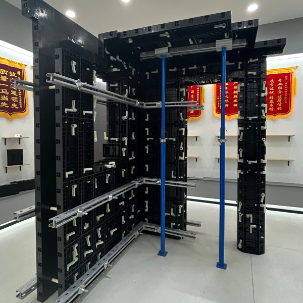 18mm 1200x2400mm Concrete Formwork Panel Customized Plastic Reusable Formwork For Concrete
