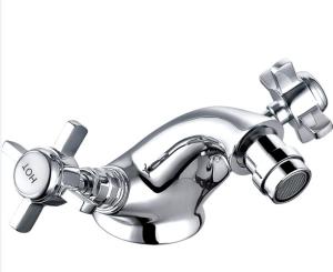 Cromo acabamento de latão Bidet Mixer Tap com manilha dupla T8045