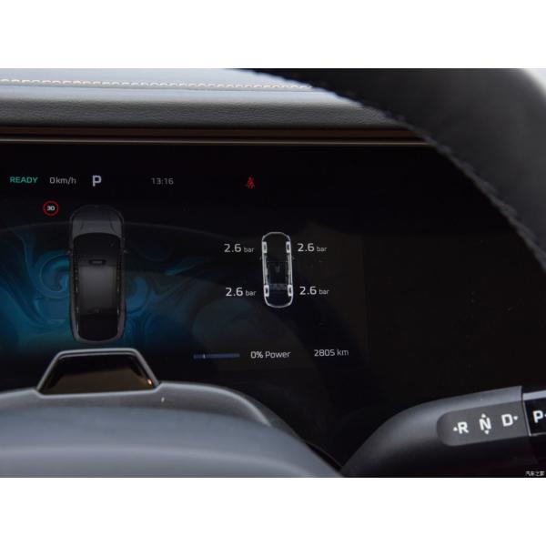 200 Km/H Top Speed Electric Car EV Long-Range Screen Master for Rising Auto R7 2023