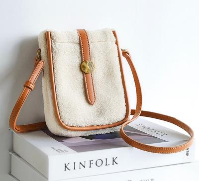 OEM Lamb Fur Plush PU Phone Bag BSCI Mini Crossbody Phone Bags