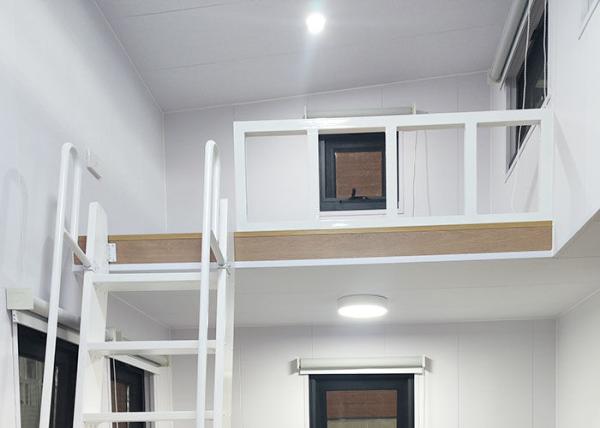 Casa pequena de luxo 2 quartos 1 banheiro Casa pré-fabricada com painéis solares