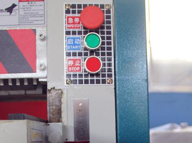 Машины для планирования дерева Машины для деревообработки 830*825*1340 мм Скорость шпинделя 5000 р/мин