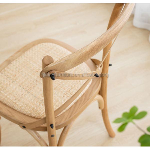 Silla de madera de boda de madera para banquetes y paquetes de correo