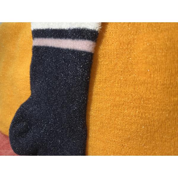 0.9cm 100% nylon fil de plume brillant Cristal Mink fil de brillant fil pour tricoter des pulls, des chaussettes