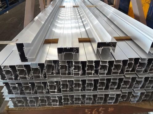 Soundproof Mill Finished Aluminum Window Extrusion Profiles 60 - 80 um Coating