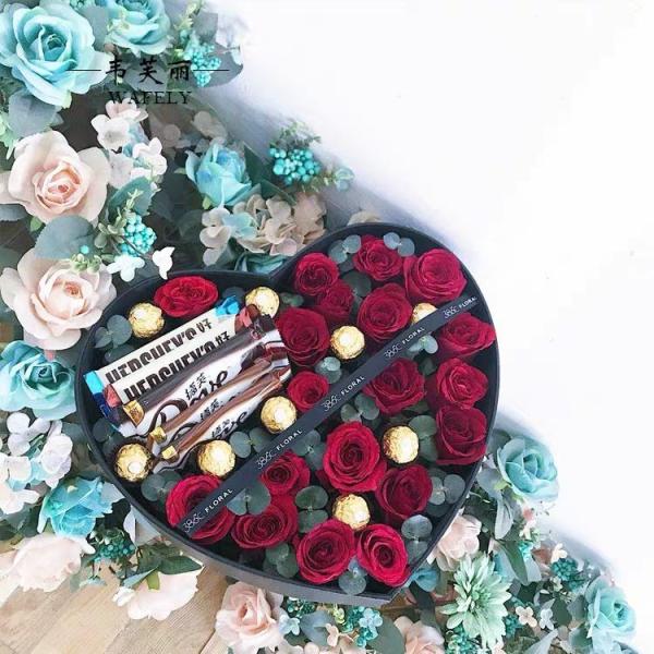 Wedding Cardboard Heart Shaped Gift Boxes With Lids For Chocolates Cookies Candies