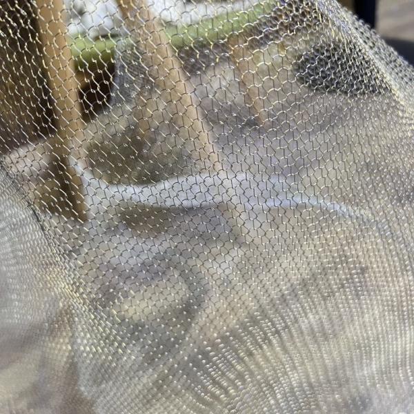 Couverture isolante réutilisable en treillis métallique tricoté personnalisée, fabrication facile