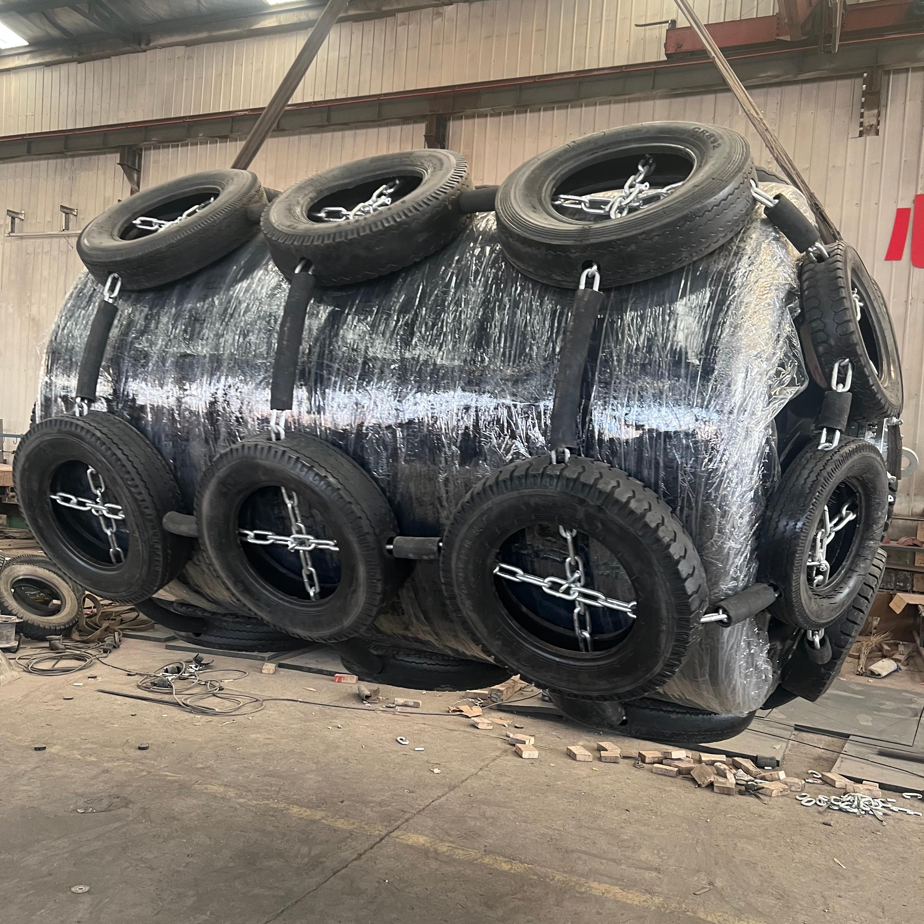 Commercial Marine Mooring Buoy System Heavy Duty Polyurethane/EVA Foam Filled Cylindrical Fender Corrosion Resistance for Docks