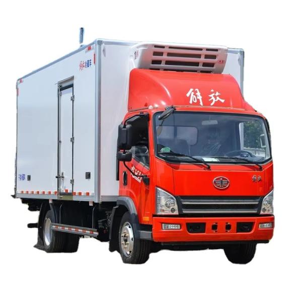5.16 Meters Refrigerated Van Truck 160 Horsepower 4x2 Refrigerator Box Truck