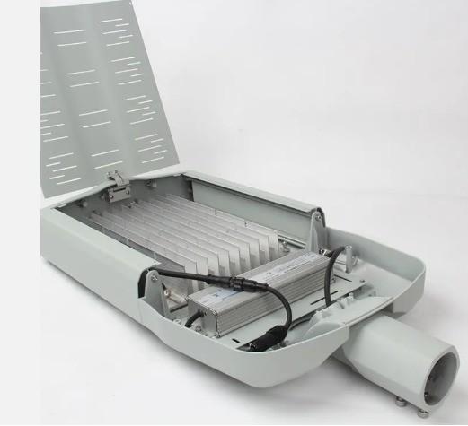 100 lm/W IP66 Waterproof Road Light Outdoor Lighting 30W 50W 100W 150W Aluminium Cobra
