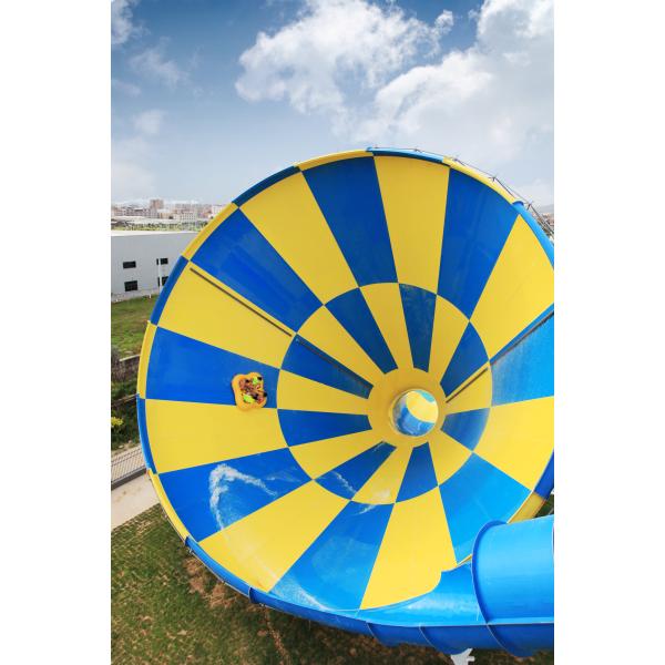 Glissière d'eau superbe géante drôle de tornade, cavaliers de la capacité 720 par heure pour le parc d'Aqua