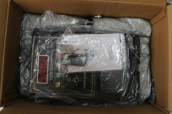 AT319V 0.180g/L Fuel Cell Breathalyzers Pub Bar Smart Coin Operated Breathalyzer