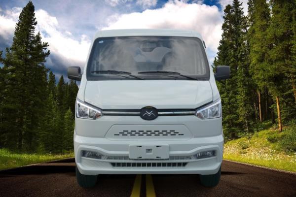 New HM001- EK3 Dealer Space Electric Cargo Van With Reflective Sticker And 80/230 Motor Torque