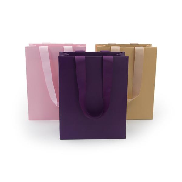 Sustainable Colorful Present Paper Bag , Personalized Paper Candy Bags