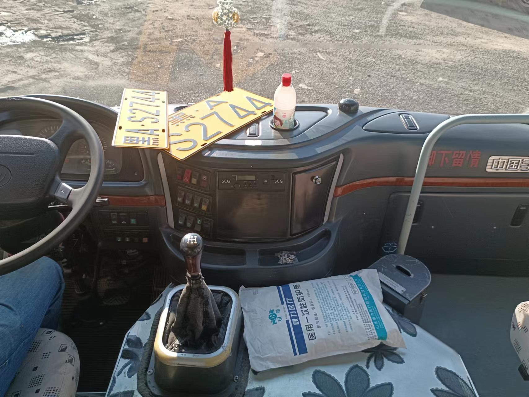 31 школьный автобус микроавтобуса автобуса двигателя фронта Yutong автобуса Seater мини используемый ZK6752D