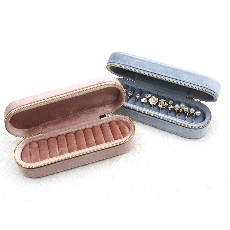 Portable Oval Velvet Ring Box Ring Storage Case Velvet Travel Jewelry Box Customization