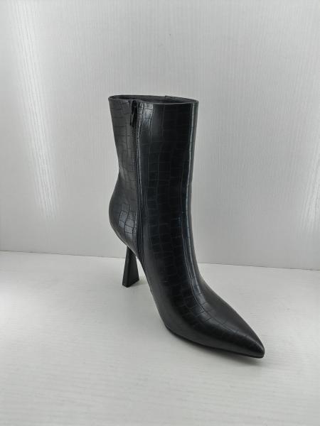 Sola exterior de borracha Sapatos femininos Sapatos Stiletto Salto para ocasiões casuais Outfits femininos