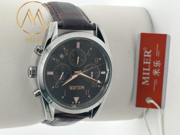 30 Meters Stylish Water Resistant Quartz Wrist Watch Engraved Logo Leather Strap Quartz Watch