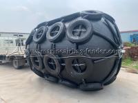 Fenders y parachoques para embarcaciones
