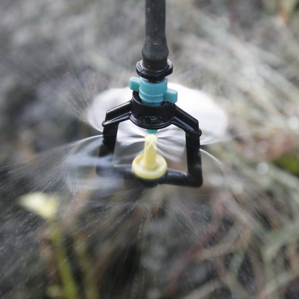 Rotating Sprinkler for Nursery Irrigation Endurable and Refractive Atomization Design