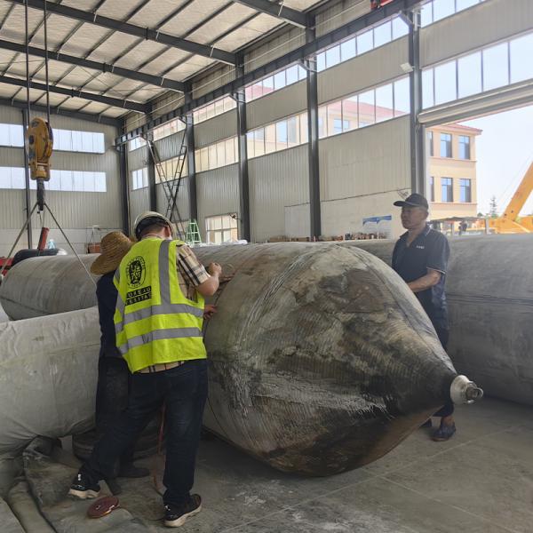 Marine Rubber Airbag 4-12 Layers for Ship Launching Heavy Lifting