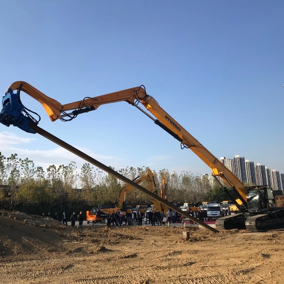 PCF 330 Vibratory Pile Driver: Vibro Hammer, Powerful Driving & Fast Bridge Foundation Completion